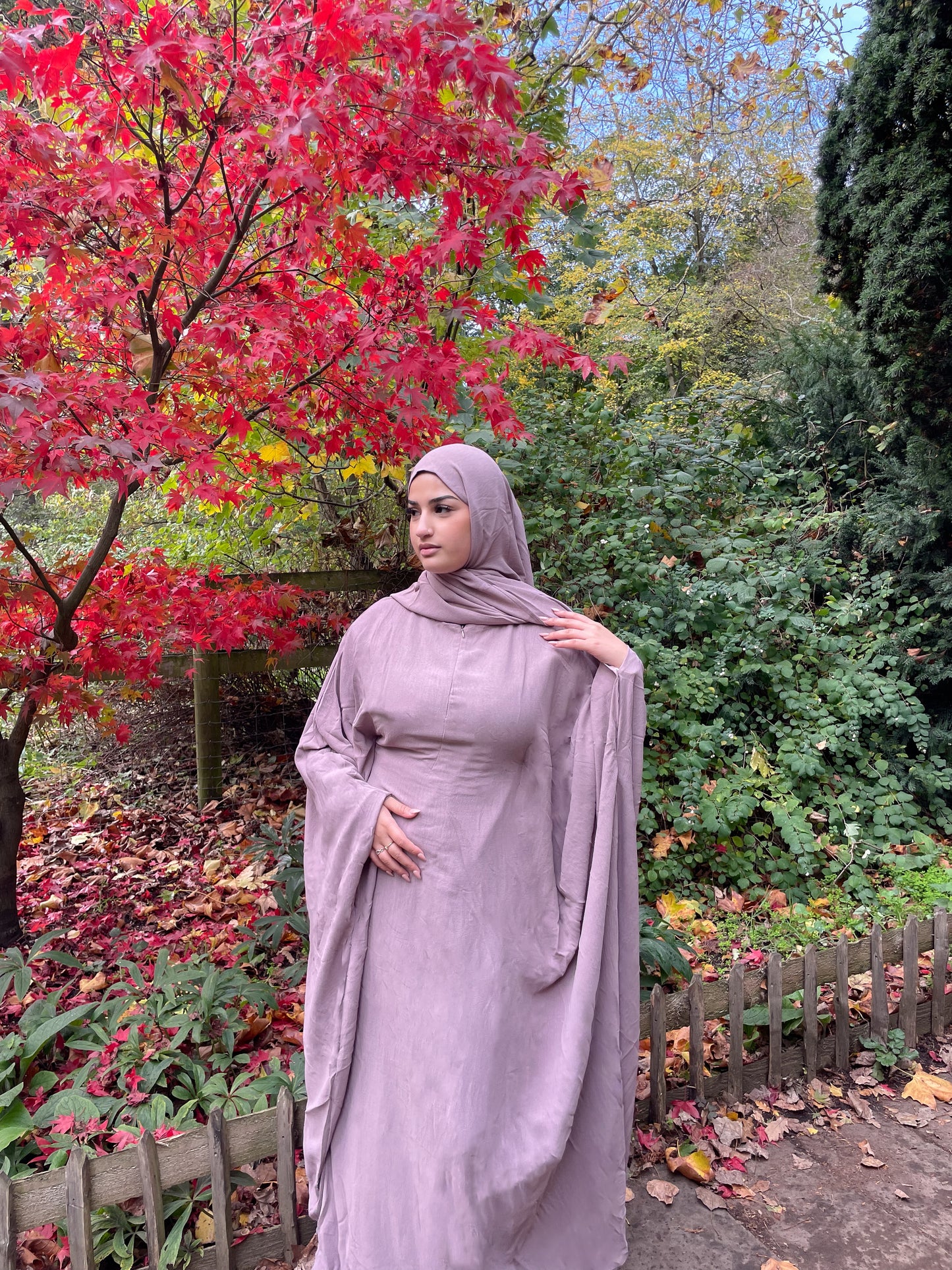 Mauve Zip Butterfly Abaya